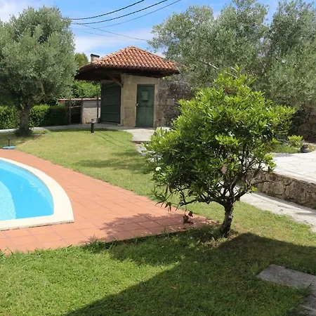 Сasa de vacaciones Casa Rústica Piscina, Apartadiño *