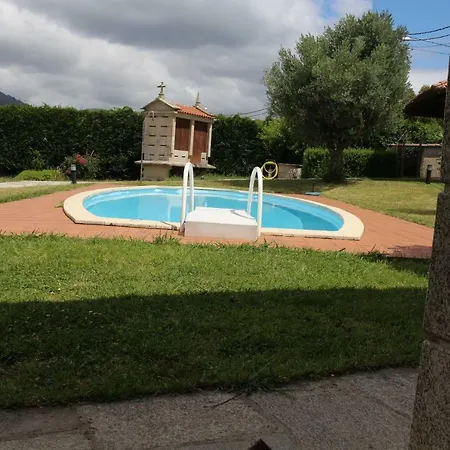 Casa Rústica Piscina, Apartadiño Сasa de vacaciones